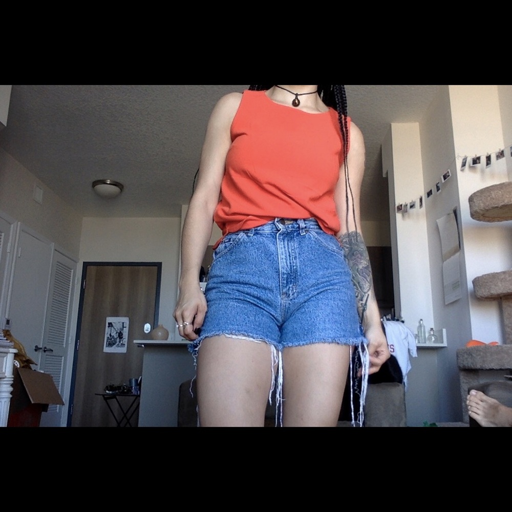 Sleeveless blouse
